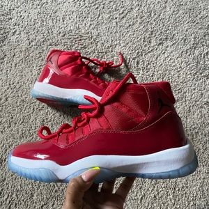 ✨SOLD✨ Jordan 11 Win like 96